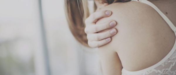 Родинки плечах