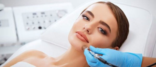 Пилинг против прыщей и следов от них