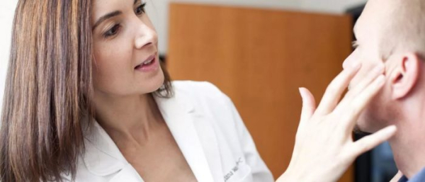 К какому врачу идти с фурункулом?