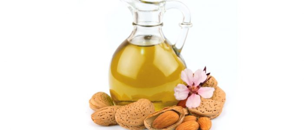 Миндальное масло для лица от прыщей